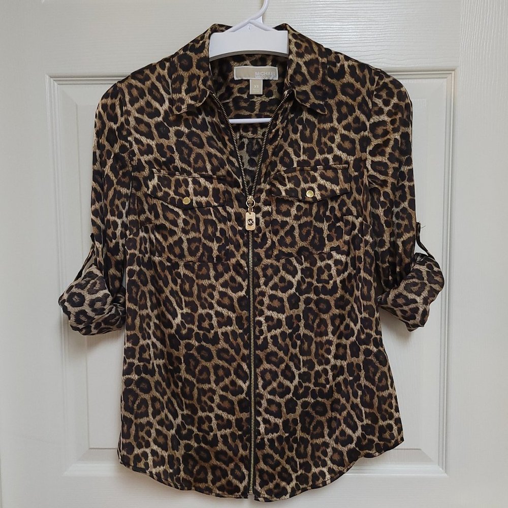MK Michael Kors Leopard Print Dog Tag Shirt